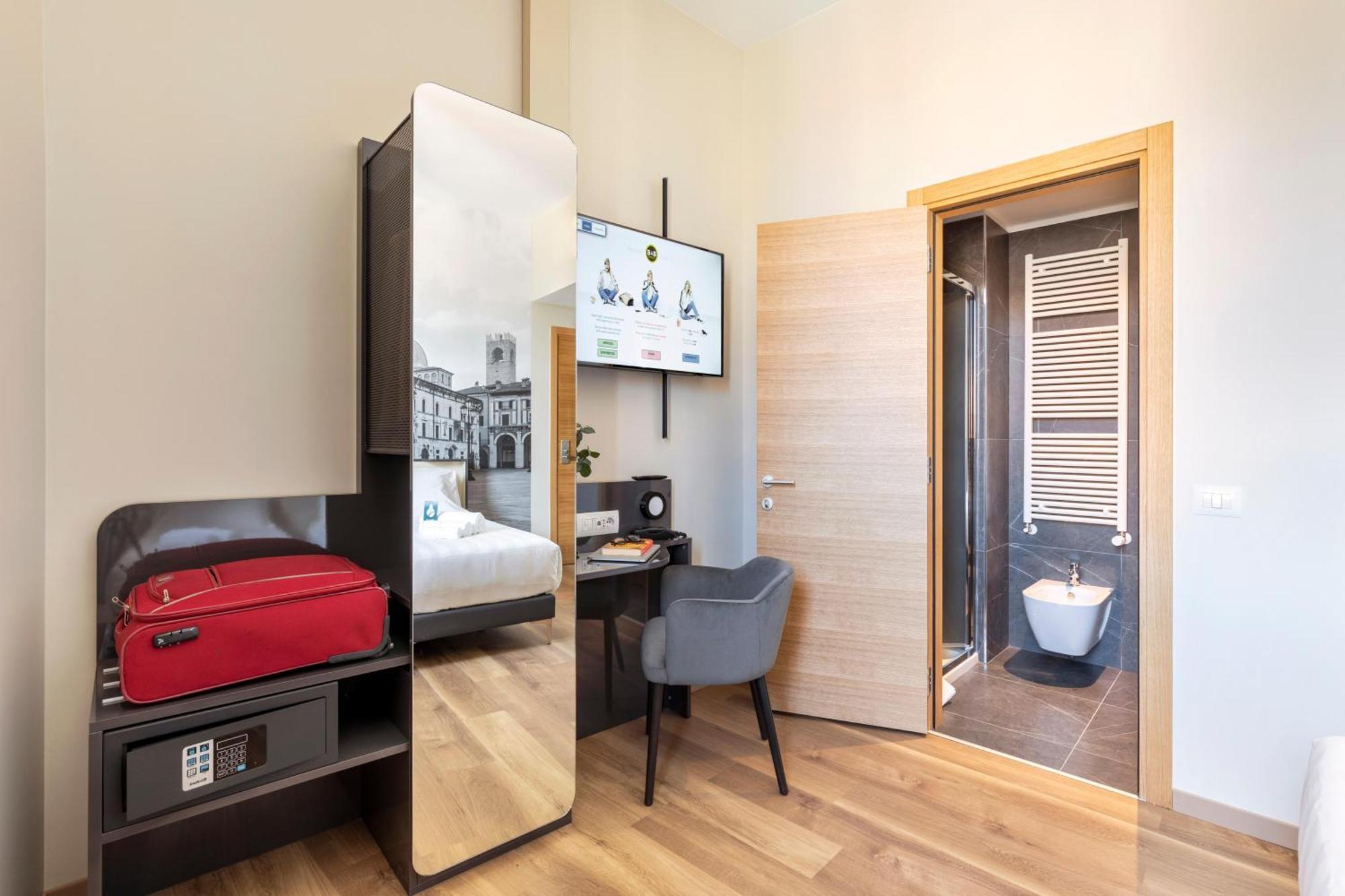 B&B Hotel Брешия Экстерьер фото